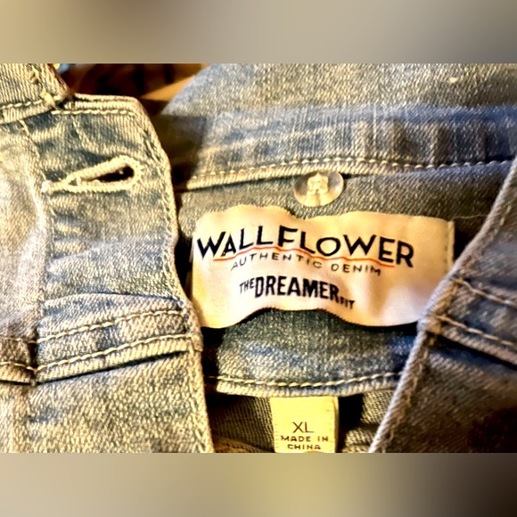 Wallflower Authentic Denim Top, with Built-in Flannel Hood, Size XL - Picture 2 of 9